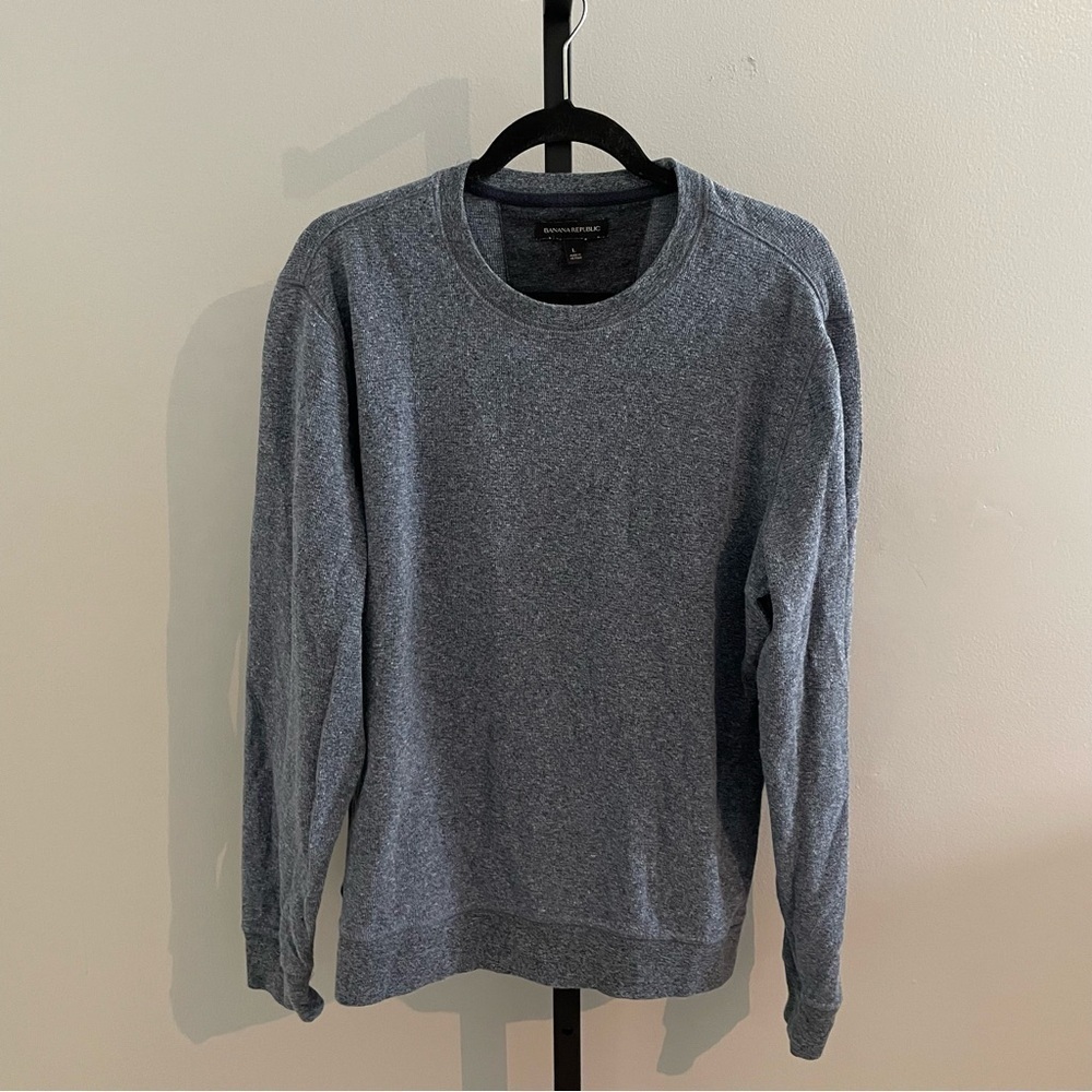 Banana Republic Blue Crew Neck Sweater Size Large